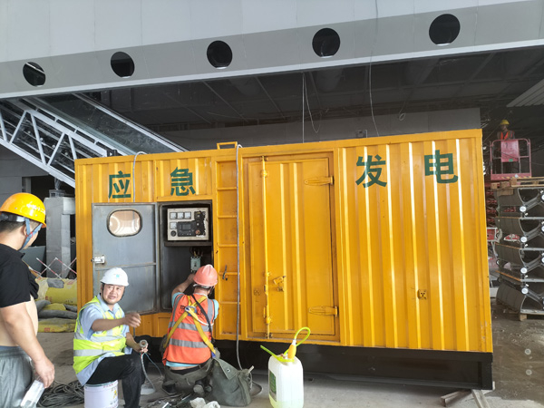 开州怎样判断空气滤清器是否需要更换？